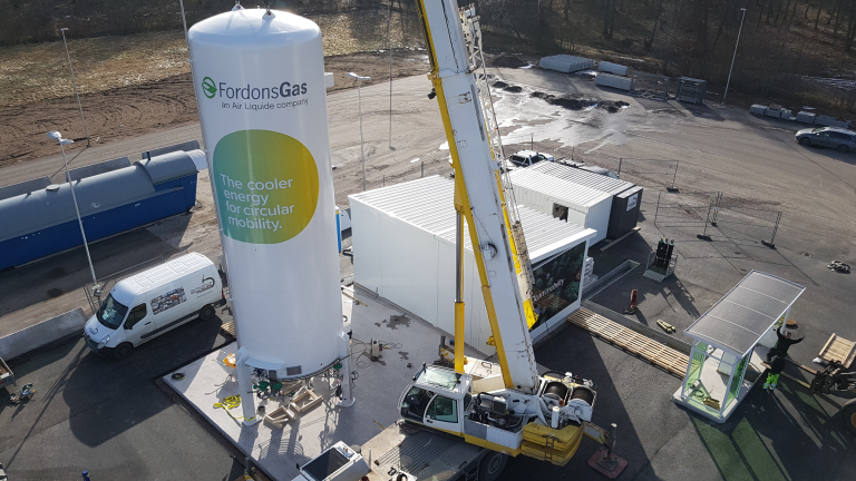 Installation av LNG-station för LNG-drivna lastbilar